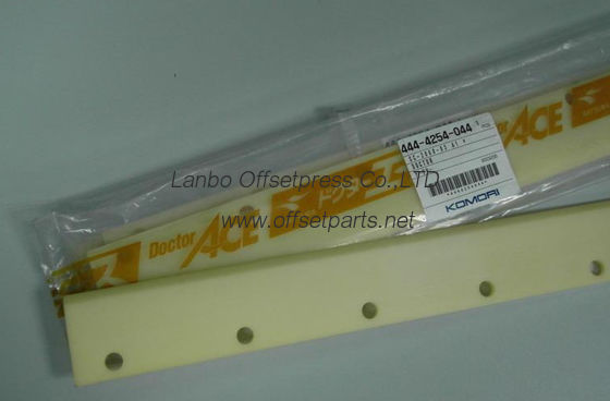 komori L40 machine  wash up blade 444-4254-044 ,1190x50x5mm  , 15 holes for komori