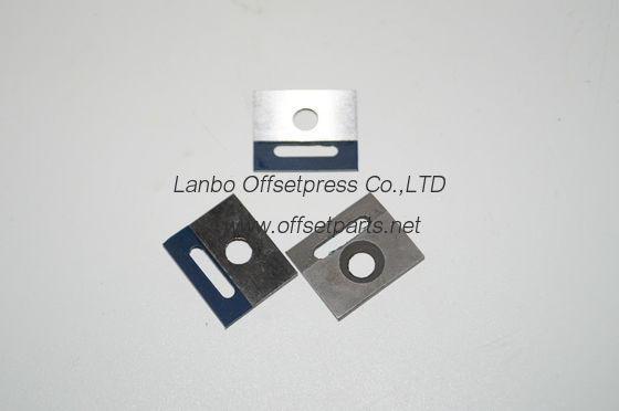 komori gripper 22x18x2mm , 22.011.032 , offset spare part for printing machine