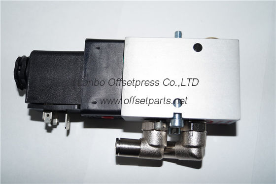 good quality 4/2-way valve 61.184.1311,original valve made in Germany