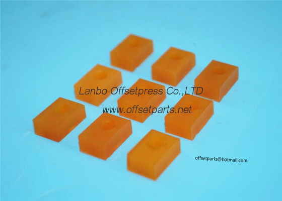 206-8401-070 2068401070 gripper pad for komo printing machine 18.5X12X7mm hole 6mm
